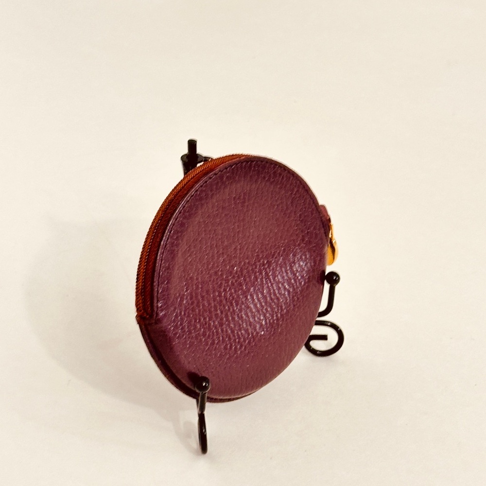 Elegant Cartier Burgundy Leather Coin Purse - Picture 8 of 10